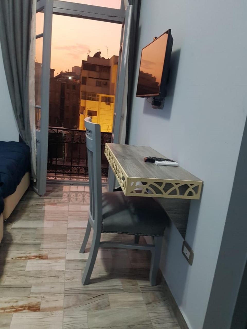 Australian Deluxe Hostel Cairo Exterior photo