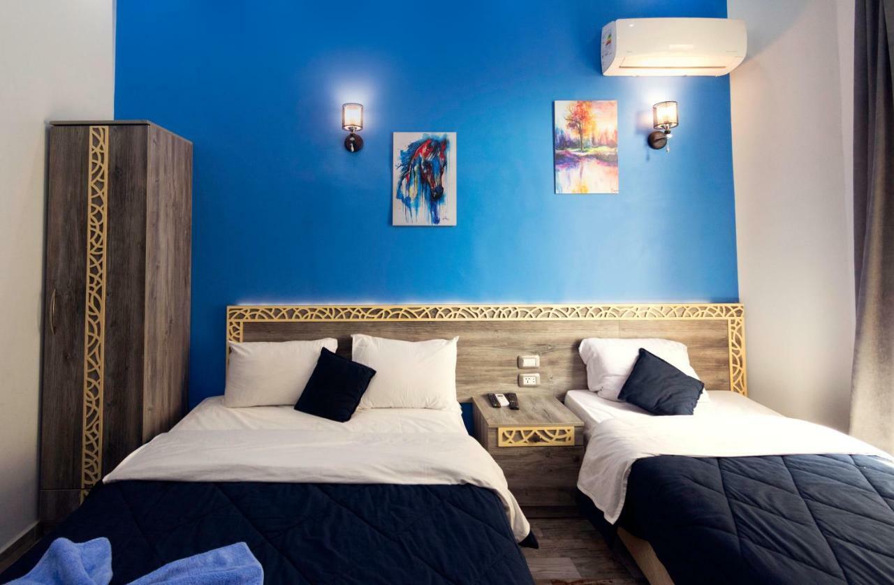 Australian Deluxe Hostel Cairo Exterior photo